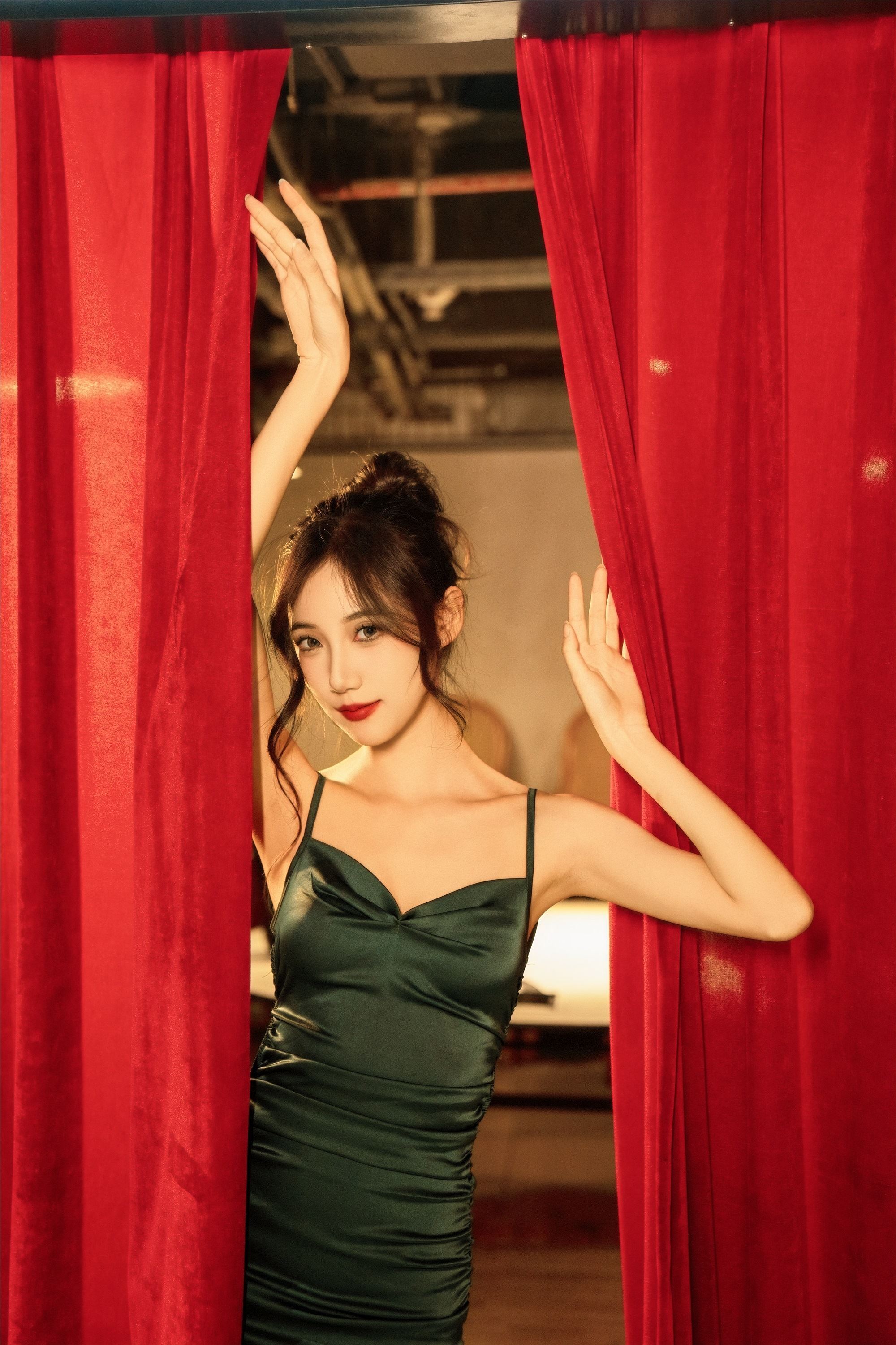 YITUYU艺图语 2025.01.09 翠影流芳 o1ne万